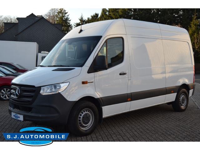 Mercedes-Benz Sprinter 38.051 km 17.980 &euro; Essen 45219