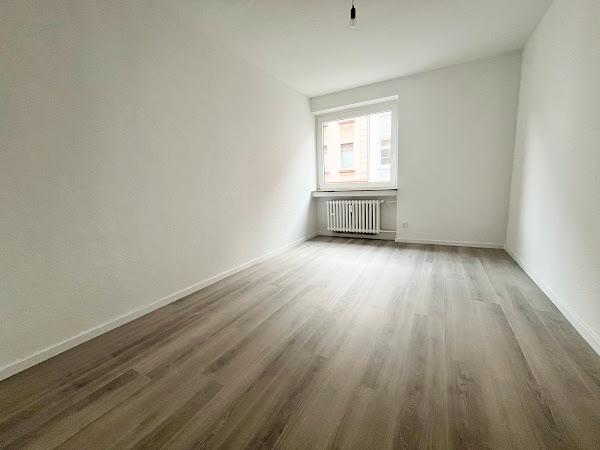 Schöne 3-Zimmer-Wohnung mit Balkon! zimmer