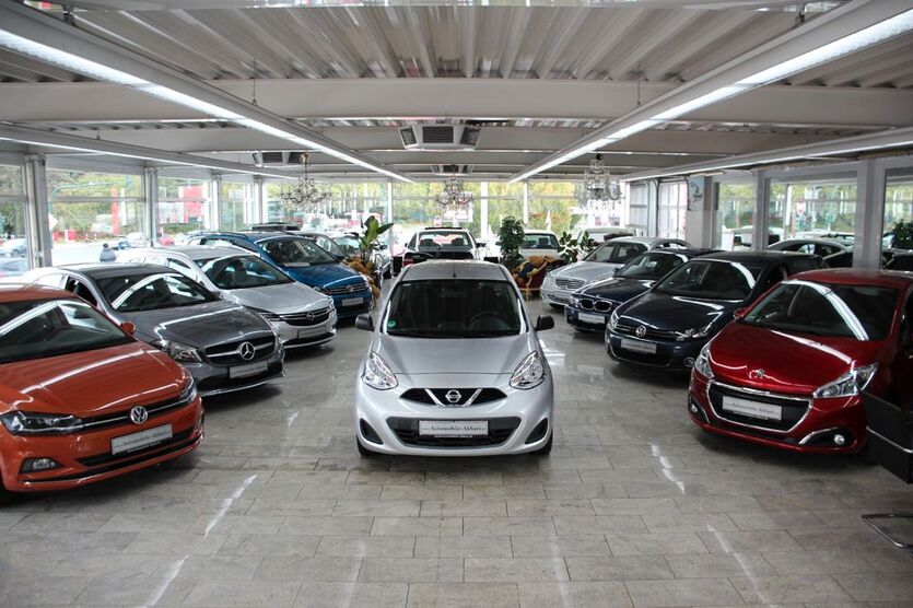 Nissan Micra 70.000 km 6.390 € Essen 45356