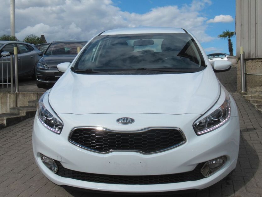 Kia ceed / Ceed 145.957 km 7.390 € Herne 44653