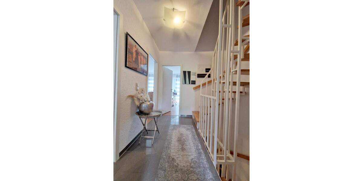 Mehrfamilienhaus, Wohnhaus Oberhausen Buschhausen - 7 Zimmer, 180 m&sup2;, 539.000&euro; | Angebot:22634525